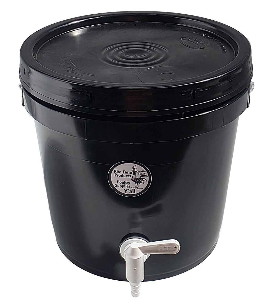 Quail Town Cages by Rite Farm Products - 2 Gallon Water Reservoir Kit