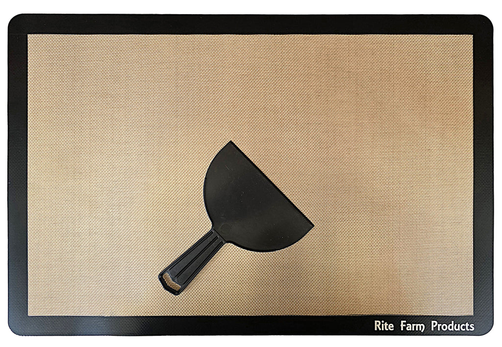 Quail Town Cages by Rite Farm Products - Reusable Silicone Mat Insert & 6 Inch Scraper